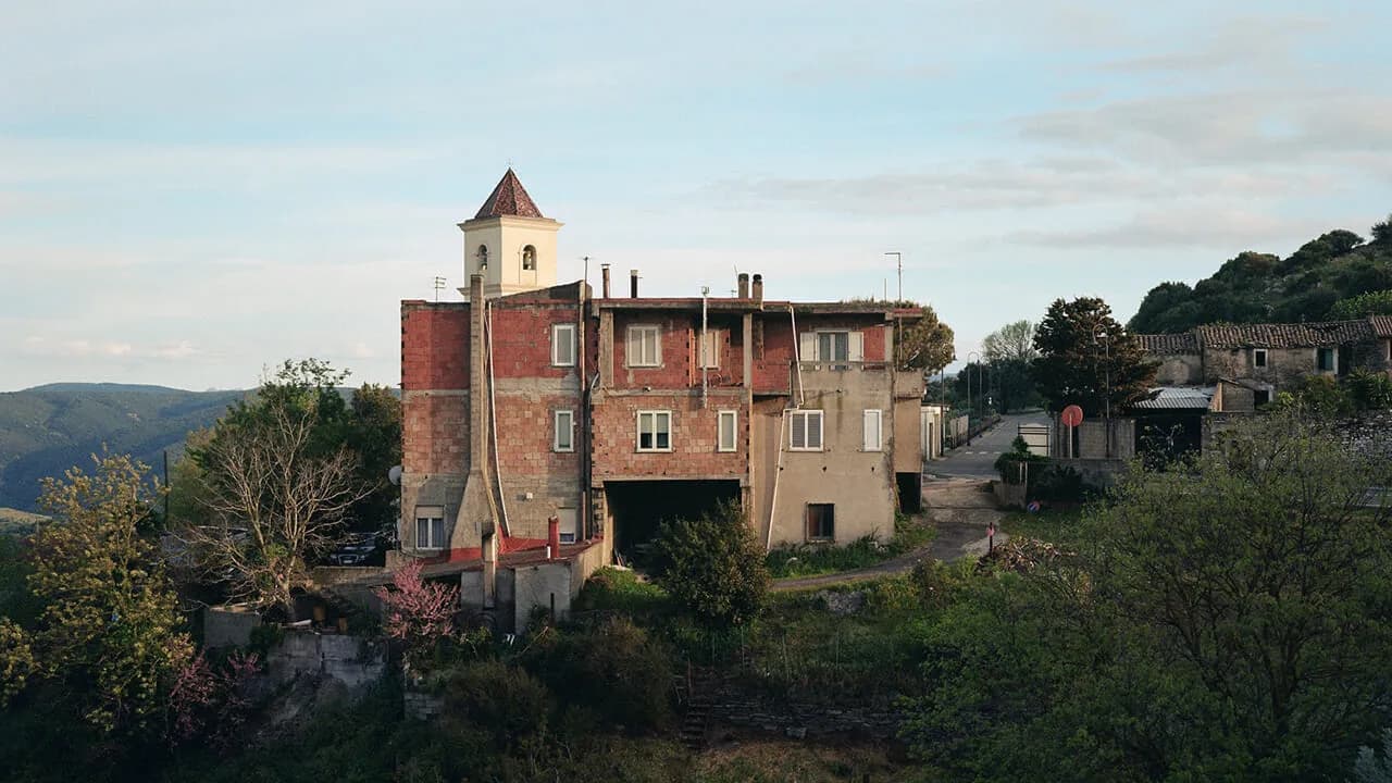 Raccontare il paesaggio con la macchina fotografica: a Cagliari il workshop di Cultìna con Simone Mizzotti. Info e costi Raccontare il paesaggio con la macchina fotografica: a Cagliari il workshop di Cultìna con Simone Mizzotti. Info e costi