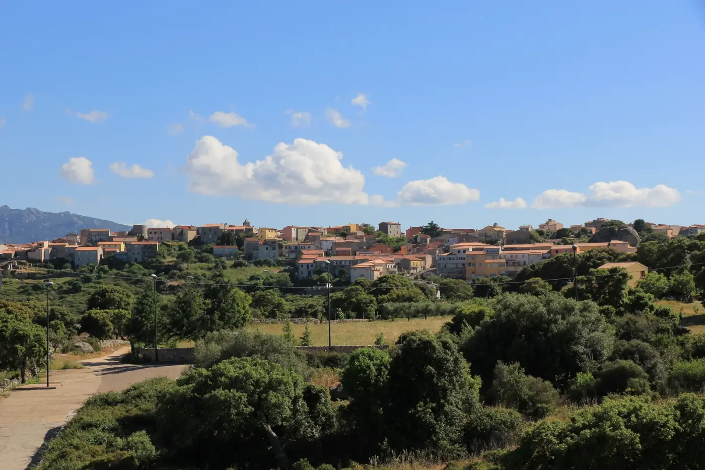 Veduta di Luras in Sardegna