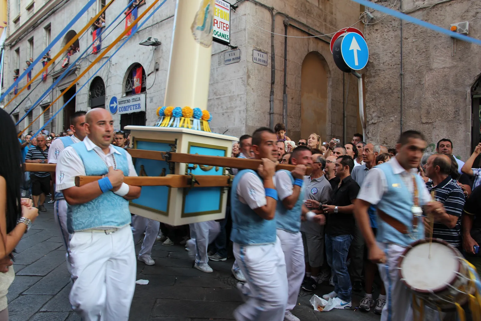La Discesa dei Candelieri lungo il corso di Sassari